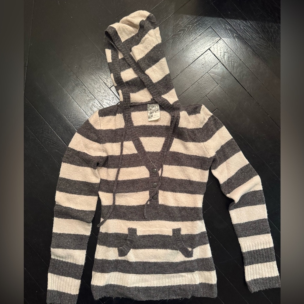Striped Hooded Knit Sweater in cream/very light pink and Gray
